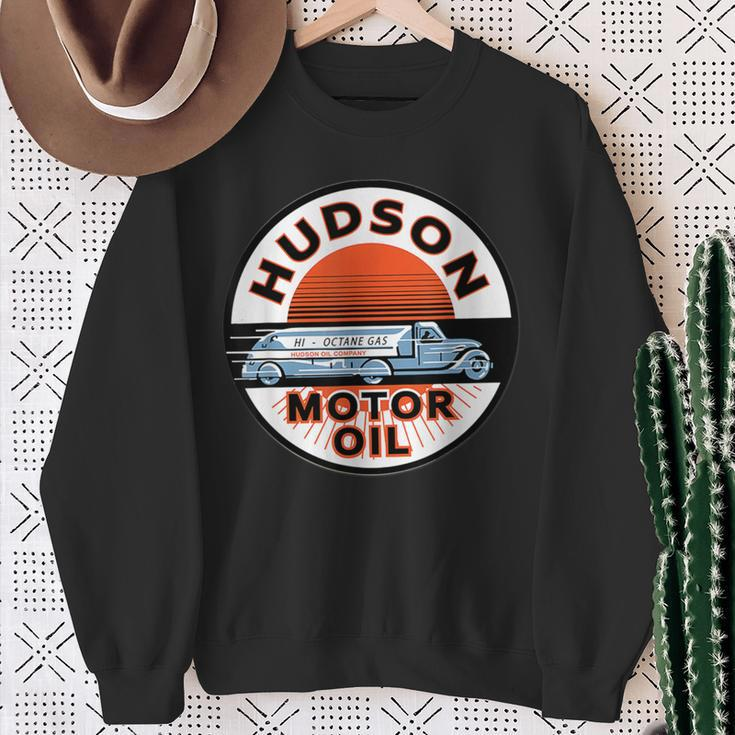 Retro Vintage Gas Station Hudson Motor Oil Car Bikes Garage Sweatshirt Gifts for Old Women