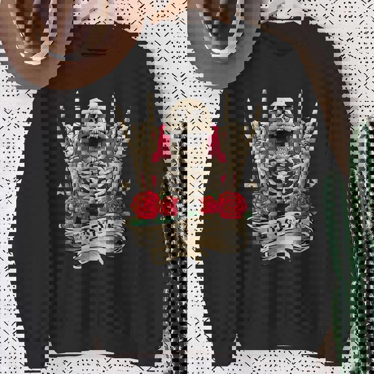 Lets Rock & Roll Esqueleto Manointage Retro Rock Concierto Camisa de entrenamiento Regalos para ancianas