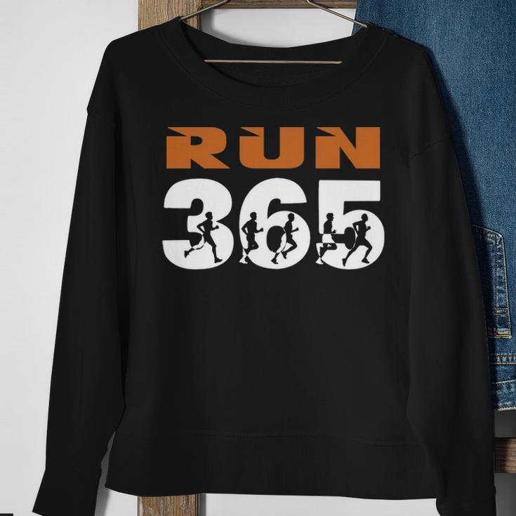 Run Streak Run 365 Runner Running Slogan Sweatshirt Gifts for Old Women