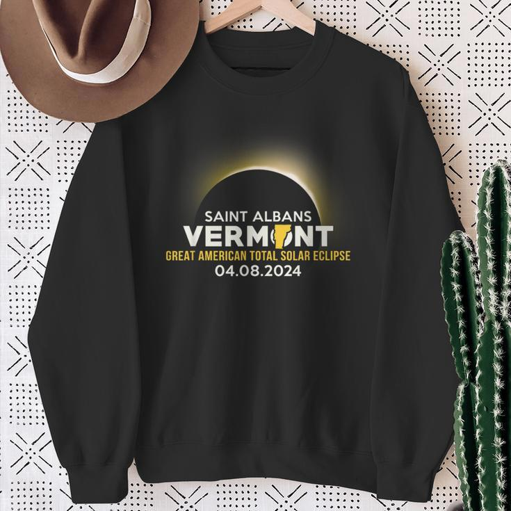 Saint Albans Vermont Vt Total Solar Eclipse 2024 Sweatshirt Gifts for Old Women