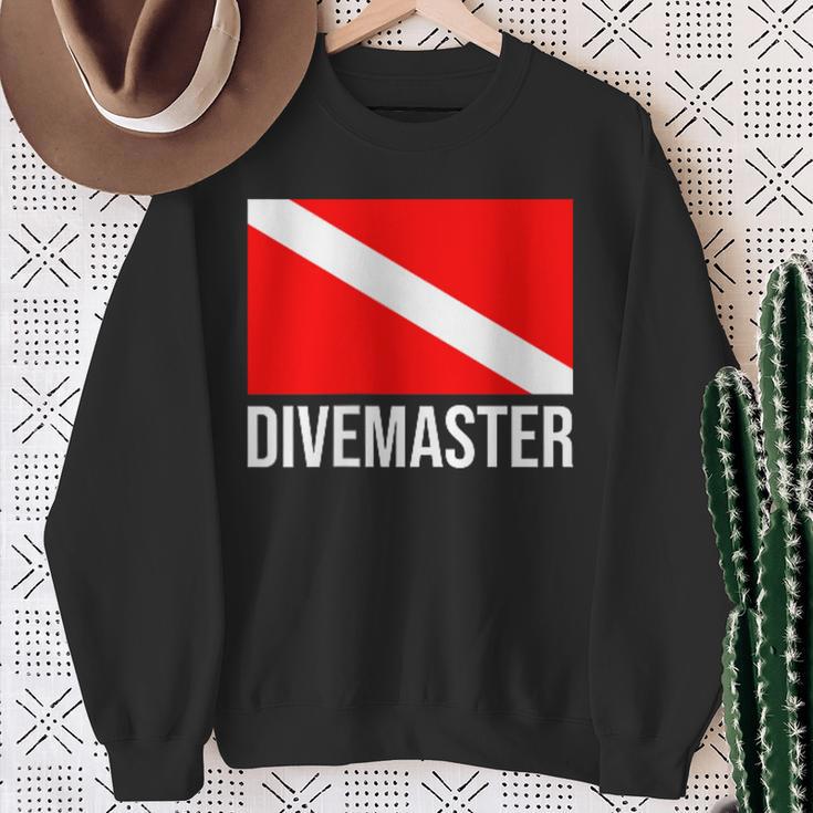 Scuba Flag Diver Down Flag Divemaster Sweatshirt Geschenke für alte Frauen