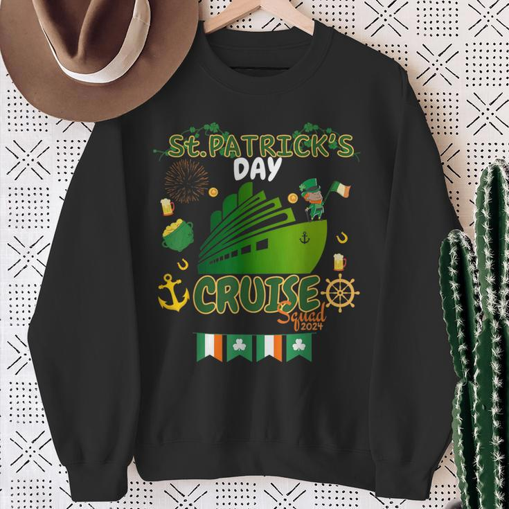 Shamrock Cruise Ship Ireland Flag St Patrick's Day Sweatshirt Gifts for Old Women
