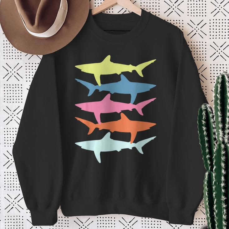Shark Vintage Summer Beach Surfer Sweatshirt Geschenke für alte Frauen