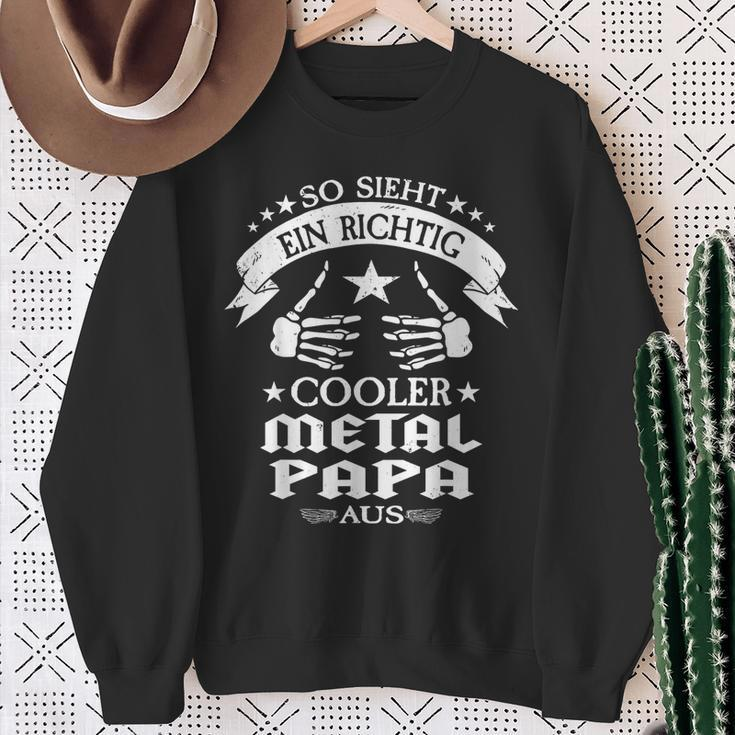 So Ssieht Ein Cooler Metal Papa Aus I Heavy Metal Papa S Sweatshirt Geschenke für alte Frauen