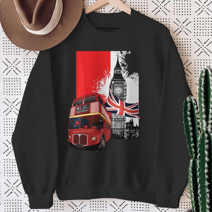 Souvenir London City Bus Vintage Uk Flag British Sweatshirt Gifts for Old Women
