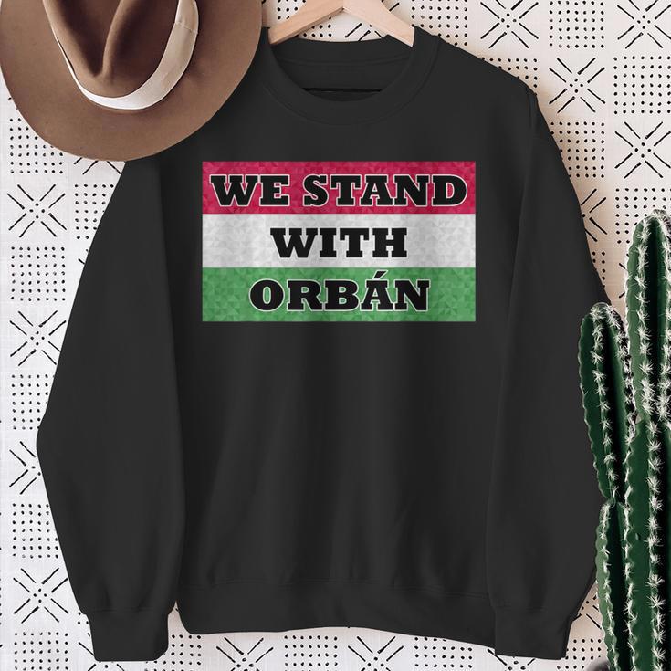 We Stand With Orbán Ungarn Sweatshirt Geschenke für alte Frauen