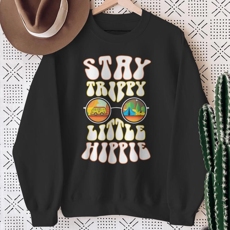 Stay Trippy Little Hippie Hippies Vintage Retro Hippy Sweatshirt Gifts for Old Women