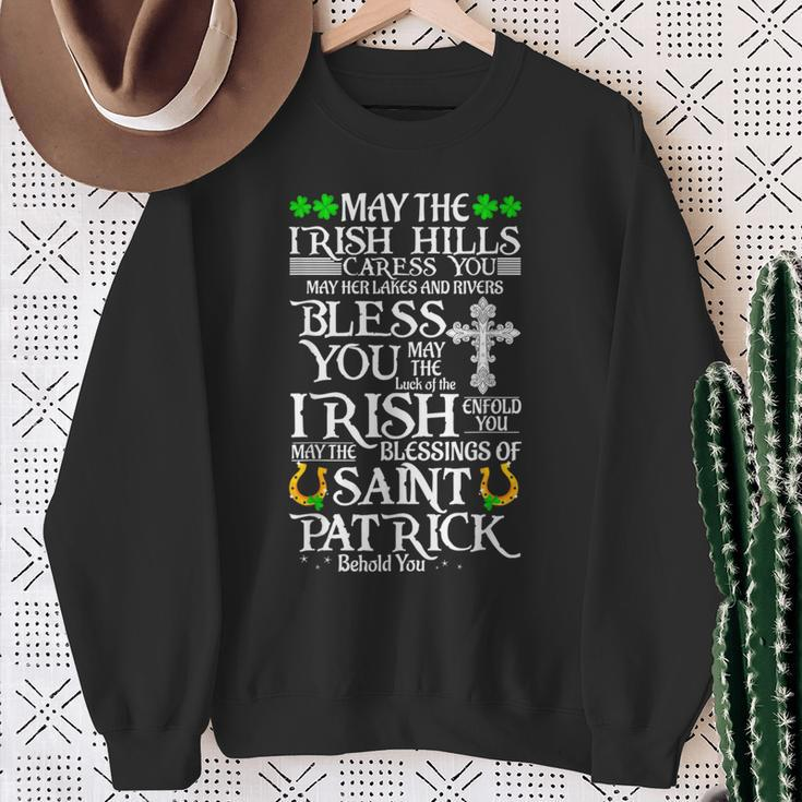 StPatrick's Day Irish Saying Quotes Irish Blessing Shamrock Sweatshirt Gifts for Old Women