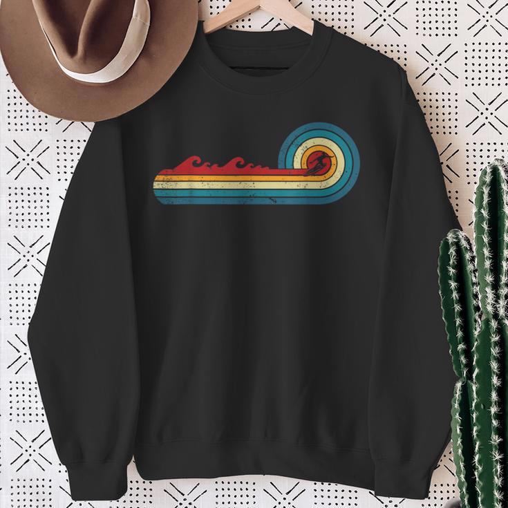 Surfer Vintage Wave Retro Surfing Surf Beach Surfboard Sweatshirt Gifts for Old Women