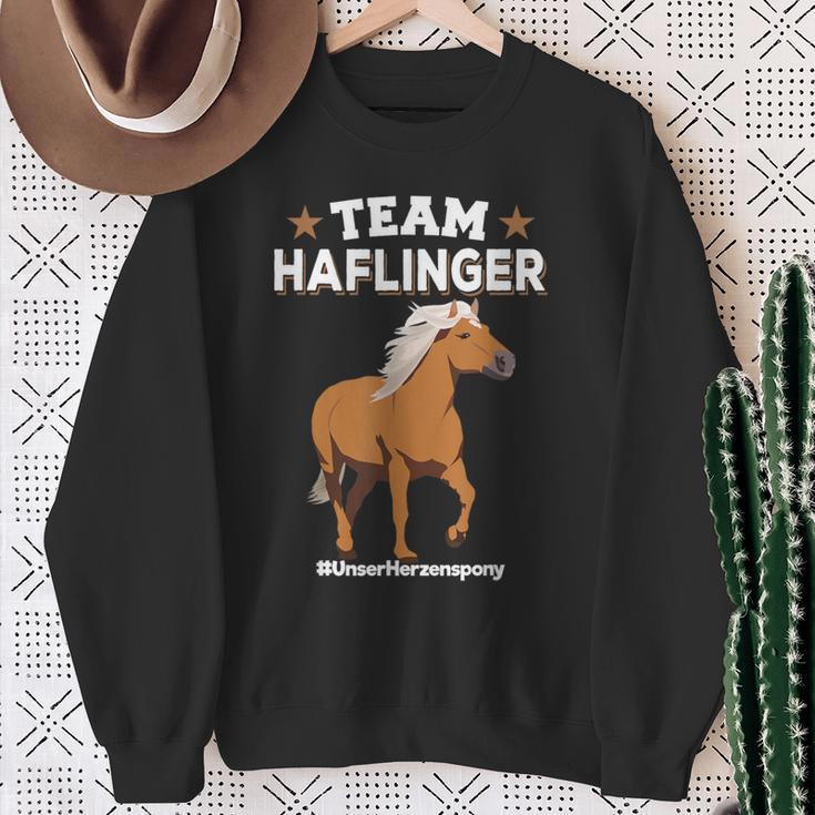 Team Haflinger Unserherzenspony Haflinger Pony Sweatshirt Geschenke für alte Frauen