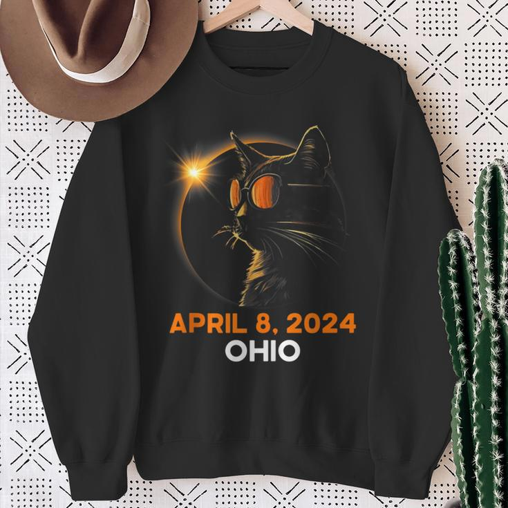 Total Solar Eclipse 2024 Ohio Cat Lover Wearing Glasses Sweatshirt Gifts for Old Women
