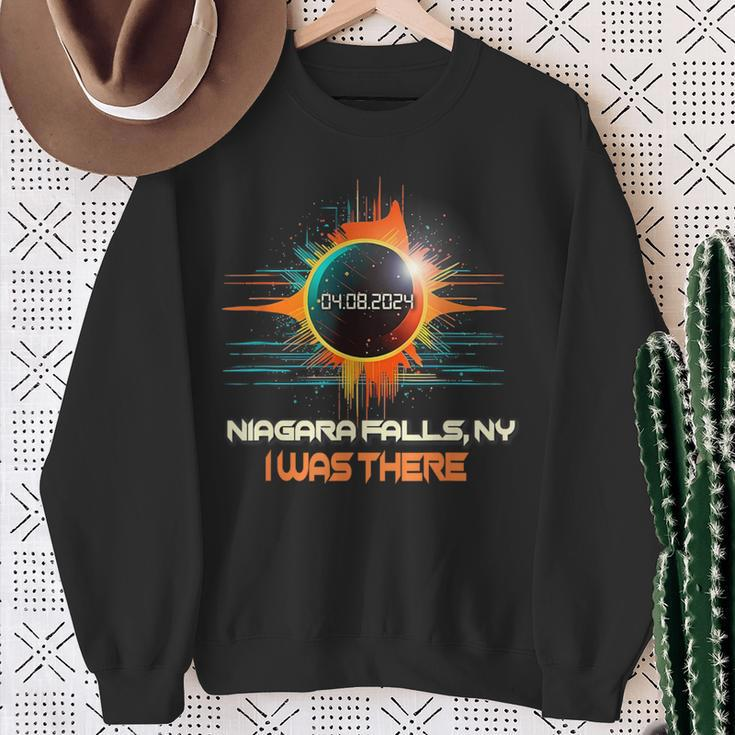 Total Solar Eclipse Retro Niagara Falls New York Ny Sweatshirt Gifts for Old Women