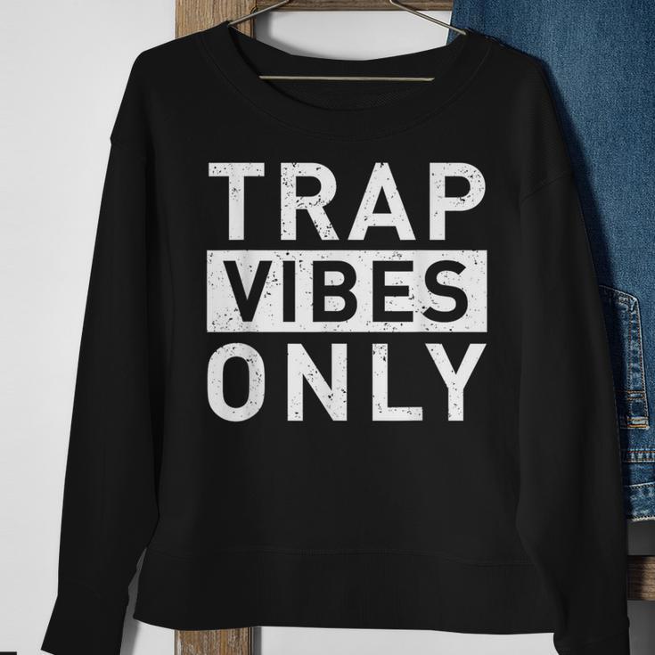 Trap Music Vibes Rap Music Rapper Hip Hop Musician Sweatshirt Gifts for Old Women