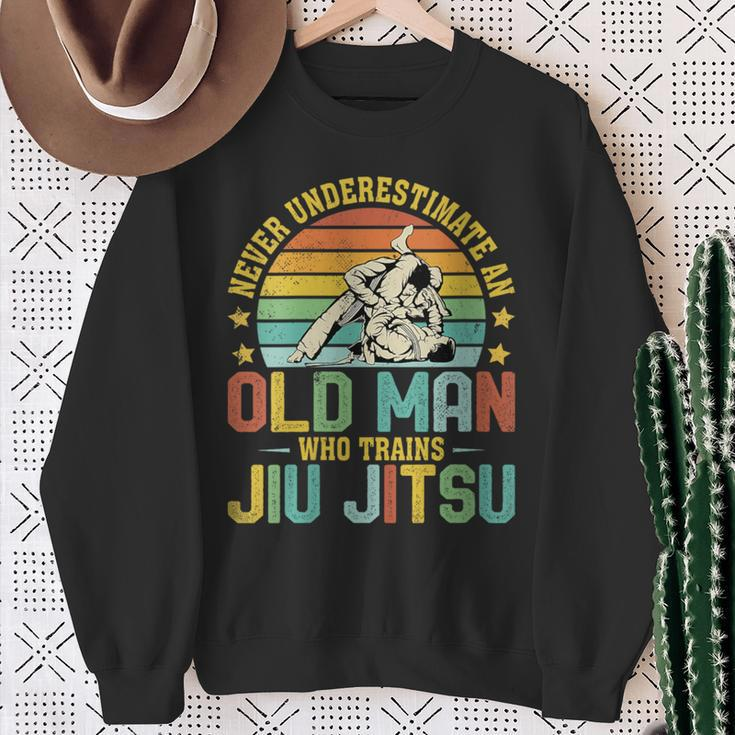 Never Underestimate An Old Man Who Trains Jiu Jitsu Mens Sweatshirt Gifts for Old Women