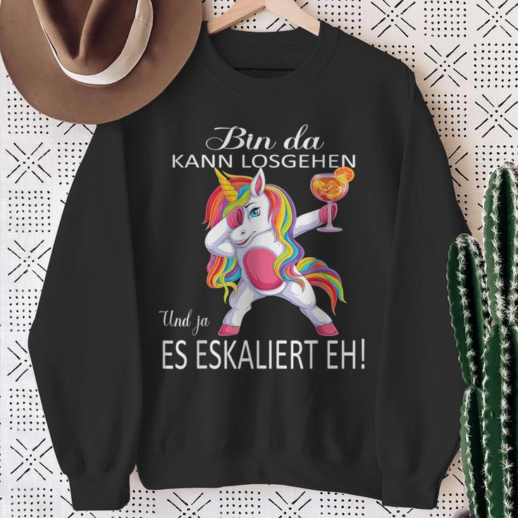 With Unicorn Bin Da Kann Losgehen Und Ja Es Escaliert Eh Sweatshirt Geschenke für alte Frauen