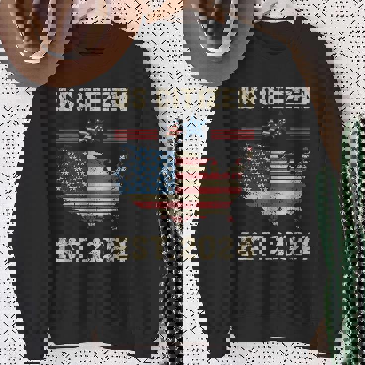 Us Citizen Est 2024 Immigrant New American Citizenship Party Sweatshirt Gifts for Old Women
