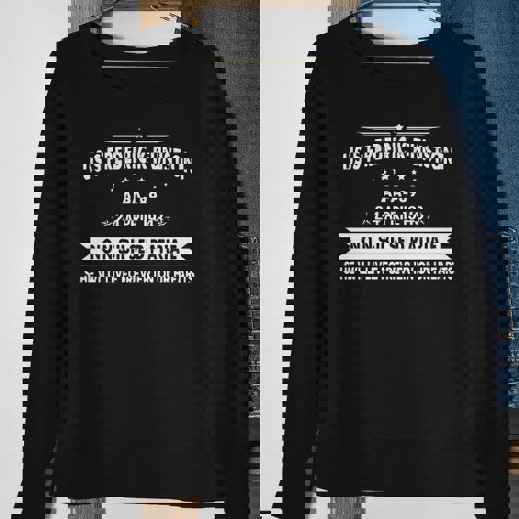 Uss Frederick Funston Apa Sweatshirt Gifts for Old Women Uss Frederick Funston Apa Sweatshirt Gifts for Old Women