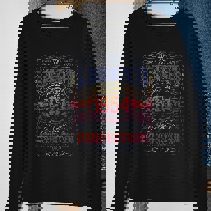 Vintage 1954 Limited Edition 70 Year Old 70Th Birthday Sweatshirt Gifts for Old Women