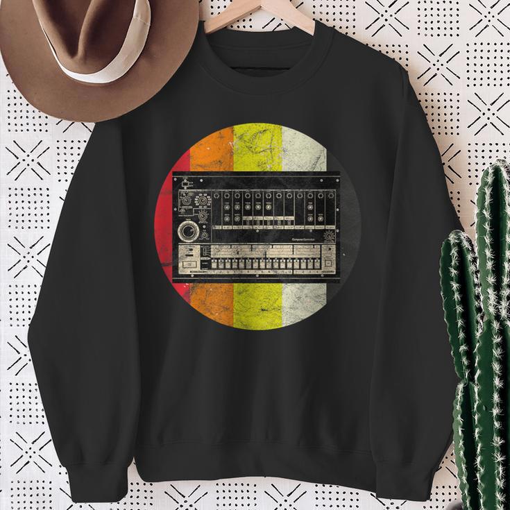 Vintage Analogue Drum Machine Retro Synth Synthesizer Studio Sweatshirt Geschenke für alte Frauen