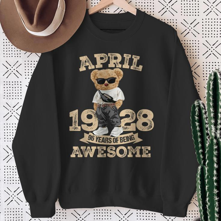 Vintage April 1928 96Th Birthday 96 Year Old Women Sweatshirt Gifts for Old Women