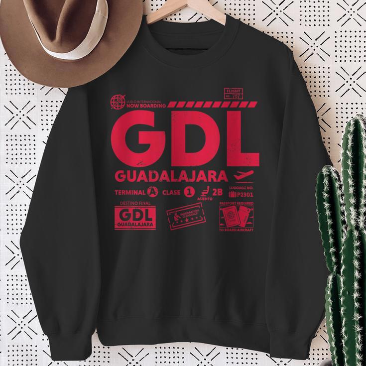 Vintage Guadalajara Gdl Airport Code Travel Day Retro Day Blue Sweatshirt Geschenke für alte Frauen