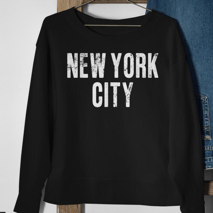 Vintage New York City Retro Distressed Text Nyc Sweatshirt Gifts for Old Women