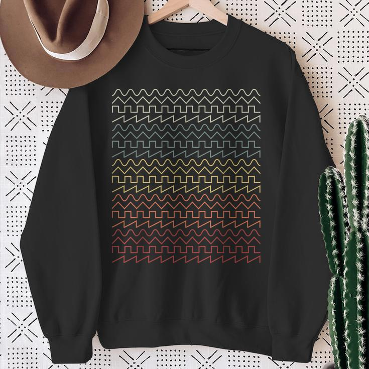 Vintage Retro Analog Waveform Music Lover Sweatshirt Gifts for Old Women