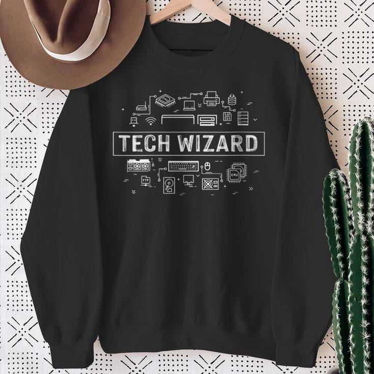 Vintage-Tech Wizard-Cool Technology System-Administrator Sweatshirt Gifts for Old Women