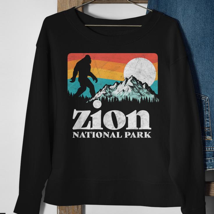 Zion National Park Utah Bigfoot Mountains Sweatshirt Gifts for Old Women