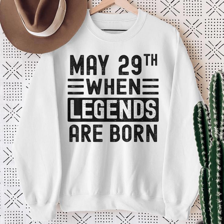 29 Mai Geburtstag 29 Mai Geburtstagsgeschenk Sweatshirt Geschenke für alte Frauen