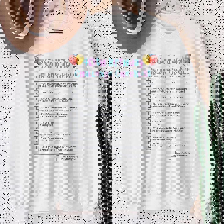 40Th Birthday Checklist Fortieth Dares Challenge Sweatshirt Gifts for Old Women