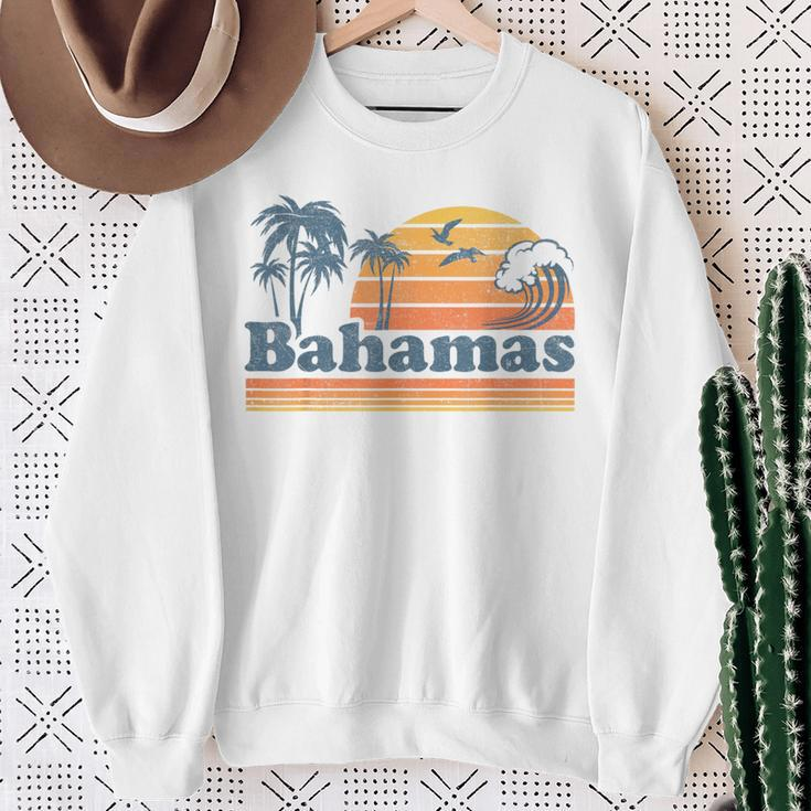 Bahamas Beach Summer Vacation Sunset Vintage 70'S Retro Sweatshirt Gifts for Old Women