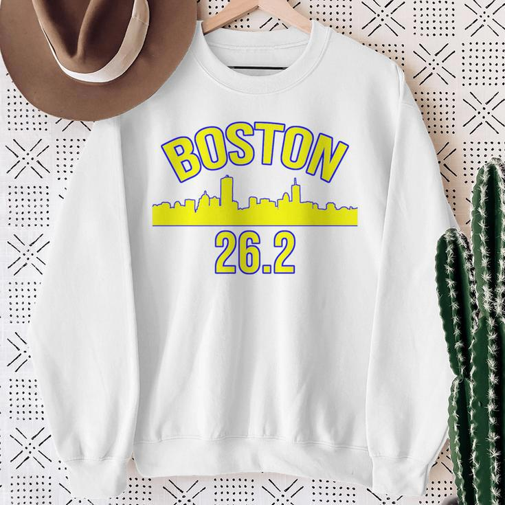 Boston 262 Miles 2019 Marathon Running Runner Sweatshirt Gifts for Old Women