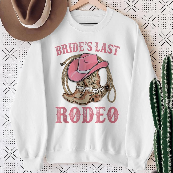 Bride's Last Rodeo Cowgirl Hat Bachelorette Party Wedding Sweatshirt Gifts for Old Women