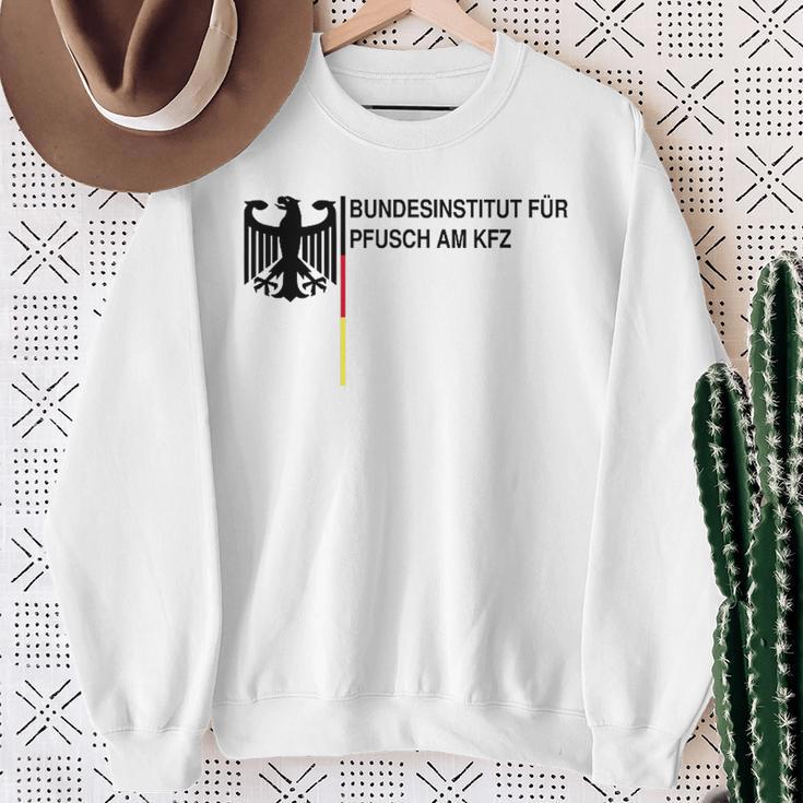 Bundesinstitut Für Pfusch Am Kfz Sweatshirt Geschenke für alte Frauen