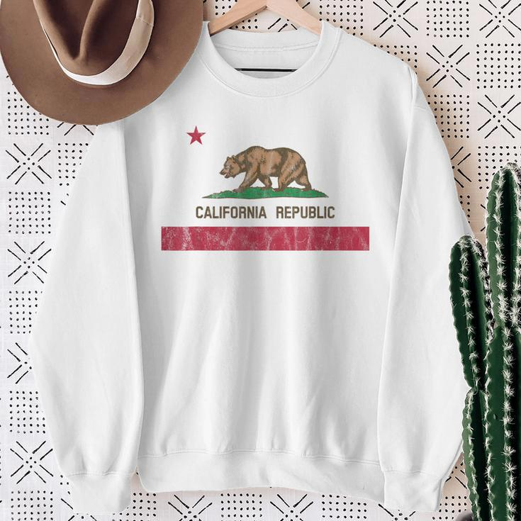 California Republic Flag California Souvenir Sweatshirt Geschenke für alte Frauen
