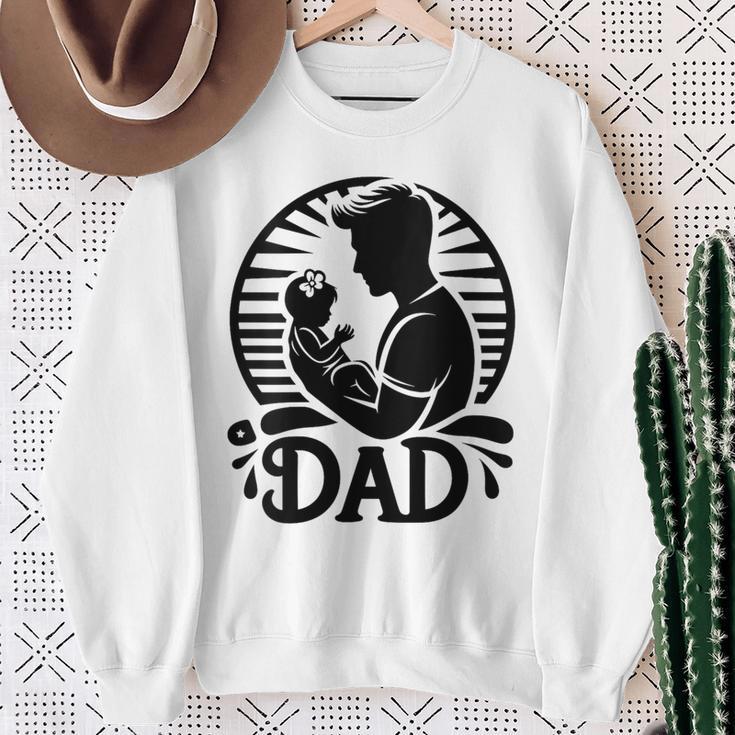 Damenatertag Erstes Mal Papa 2024 Soon To Be Dad New Dad Mit-Ausschnitt Sweatshirt Geschenke für alte Frauen