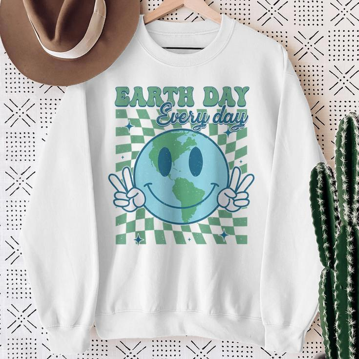 Earth Day Everyday Smile Face Hippie Planet Anniversary Sweatshirt Gifts for Old Women