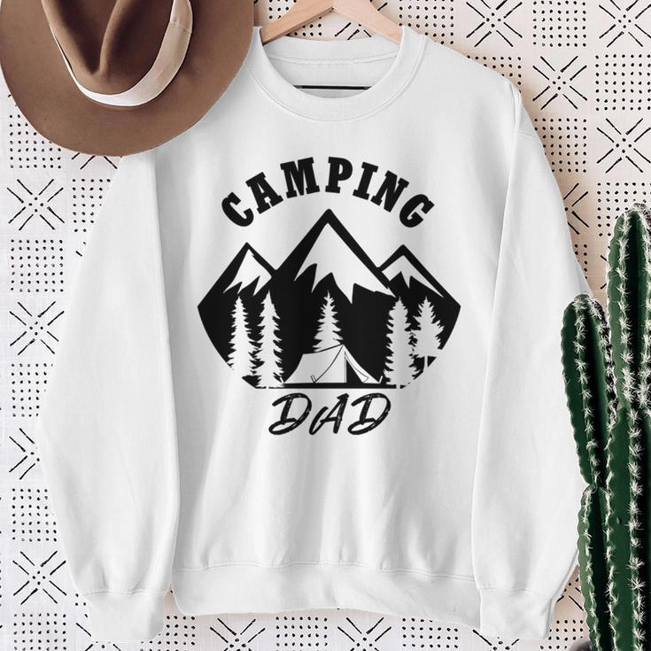 Familie Wildlife Camping Papa Natur Lustiger Spruch Sweatshirt Geschenke für alte Frauen