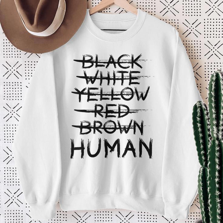 Gegen Rassismus No Racism Human Sweatshirt Geschenke für alte Frauen