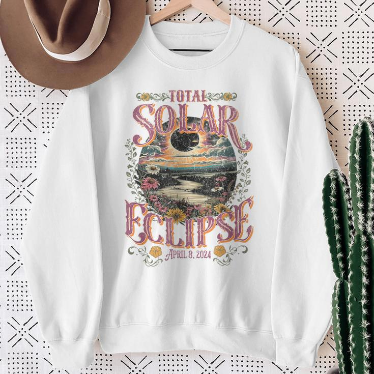 Groovy Total Solar Eclipse April 8 2024 Astronomy Souvenir Sweatshirt Gifts for Old Women