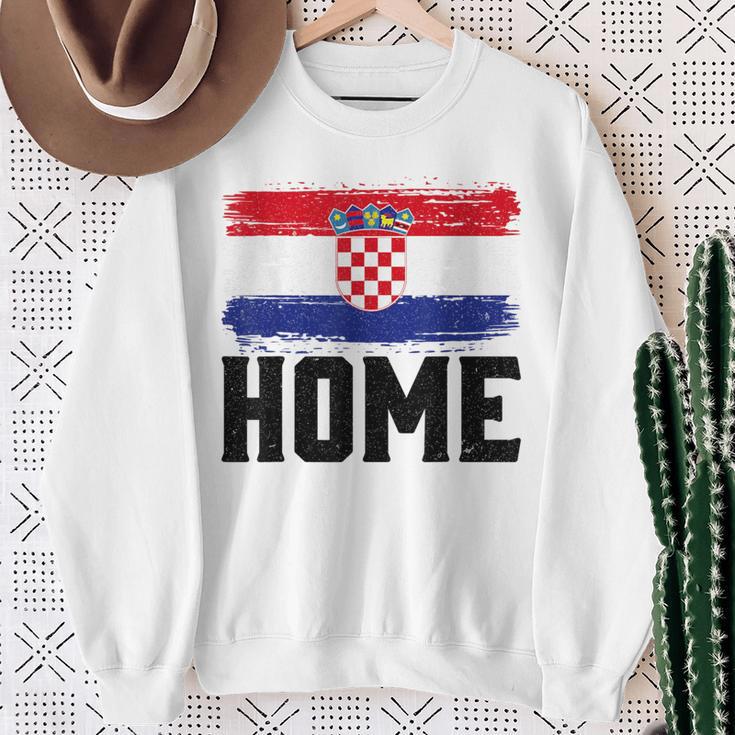 Home Kroatienintage Distressed Weltreisender Sweatshirt Geschenke für alte Frauen