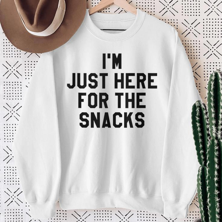 I'm Just Here For The Snacks I Travel Food Lover Sweatshirt Gifts for Old Women