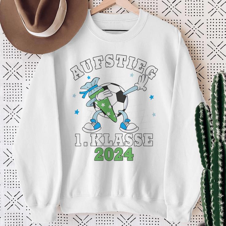 Kinder Schulkind 2024 Einschulung Erste Klasse Fußball Jungen Sweatshirt Geschenke für alte Frauen