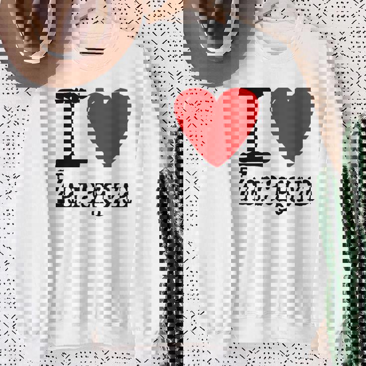 I Love Zaragoza Yo Amo Zaragoza Yo Corazón Zaragoza Camisa de entrenamiento Regalos para ancianas