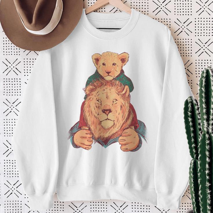 Löwe Familieater Sohn Tochteratertag Papa Tierfreund Sweatshirt Geschenke für alte Frauen