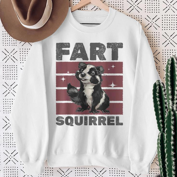 Lustiges Stinktier Furz Eichhörnchen Sweatshirt Geschenke für alte Frauen