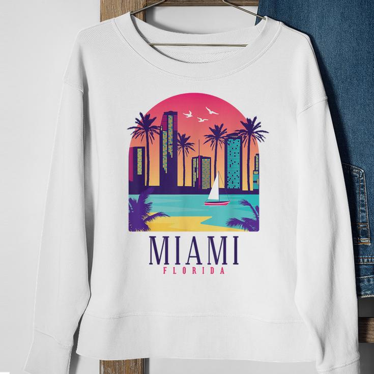 Miami Florida Vintage Retro Skyline Palm Trees Souvenir Sweatshirt Gifts for Old Women