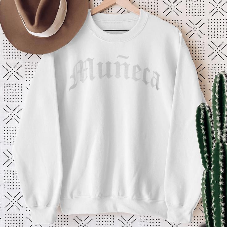 Muneca Chola Chicana Mexican American Pride Hispanic Latina Sweatshirt Gifts for Old Women