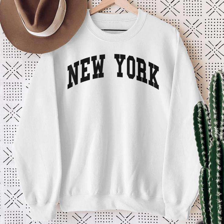 New York Nyc Throwback Classic Sweatshirt Gifts for Old Women